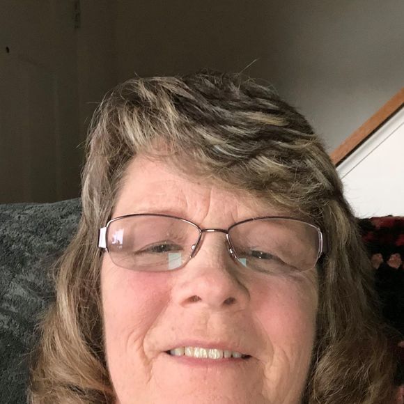 Meet your Posher, Joyce - Picture 1 of 1